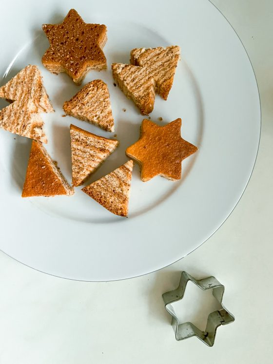Selbstgemachter Baumkuchen und eine winterliche Hochzeitstorte