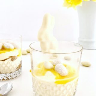 Pinker Fliedersirup & blumige Drinks