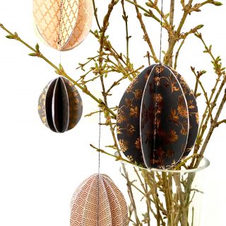 Deko-Zweig mit Vögeln